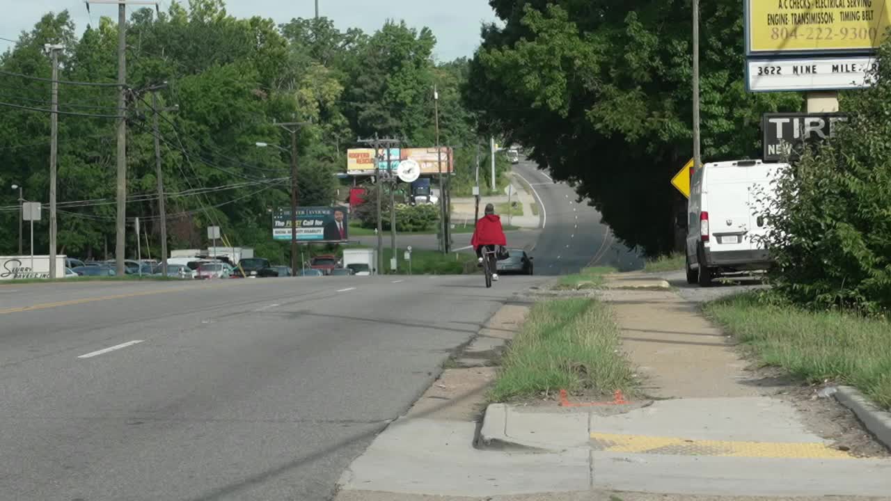 Mine Mile Road Fatal: Man in motorized wheelchair killed in Henrico; hit-and-run car has missing headlight, police say