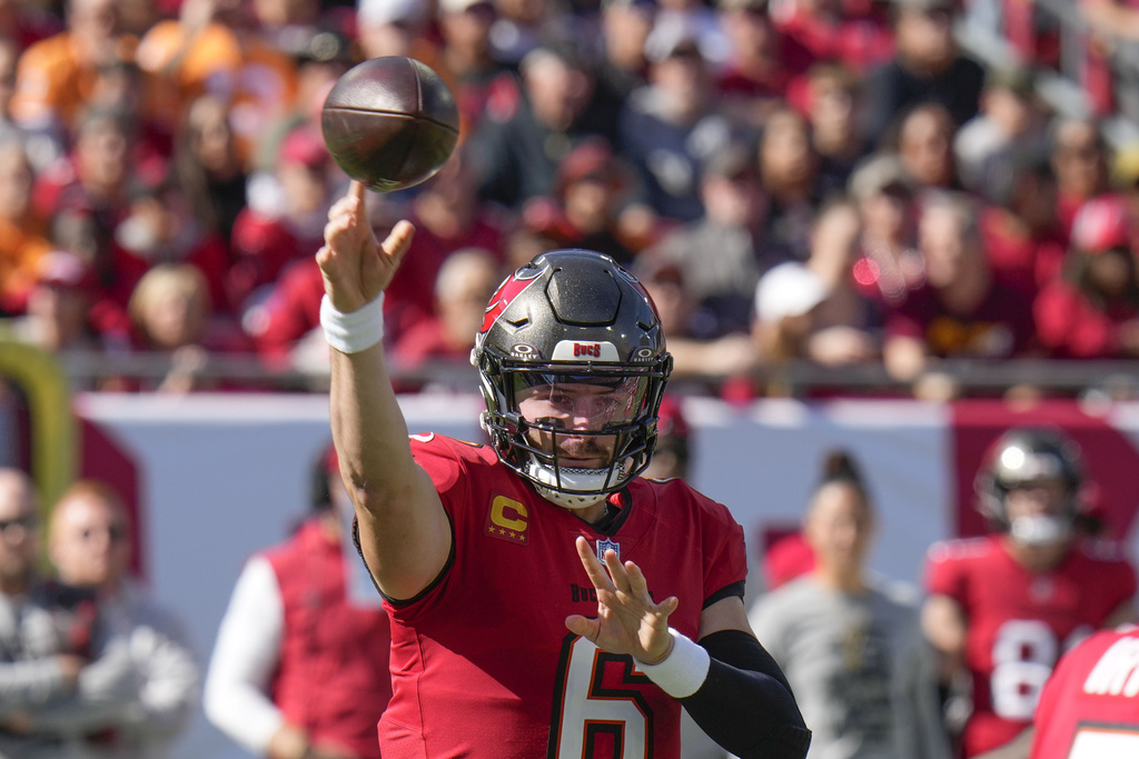 Saints Buccaneers Football