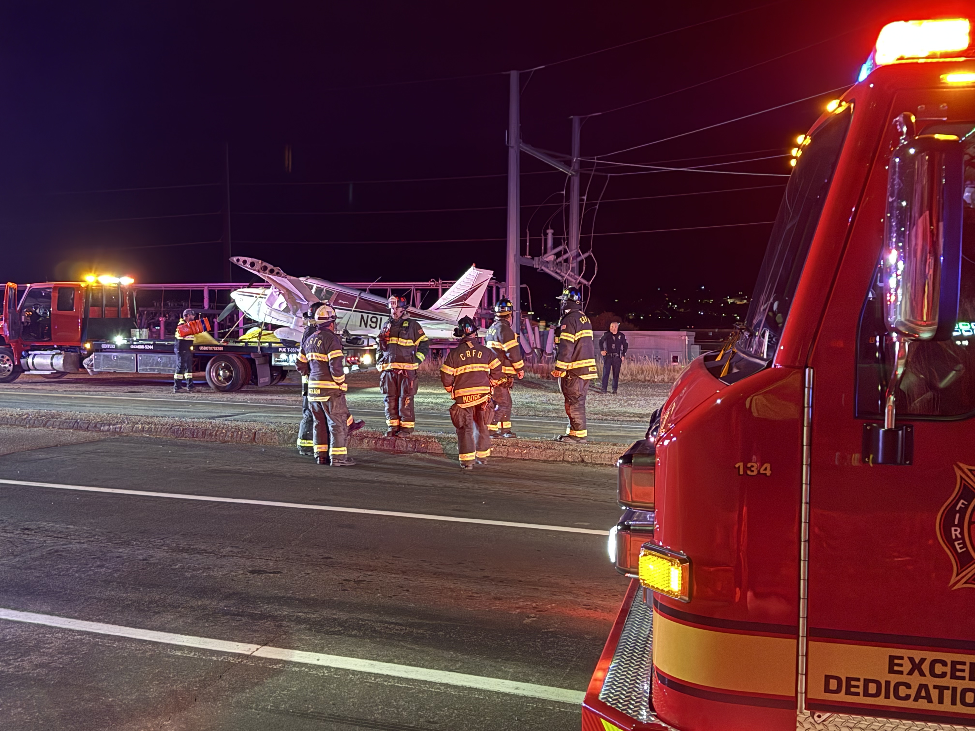 Small plane crashes in Castle Rock, temporarily shutting down traffic north of Cedar Hill Cemetery_1.jpeg