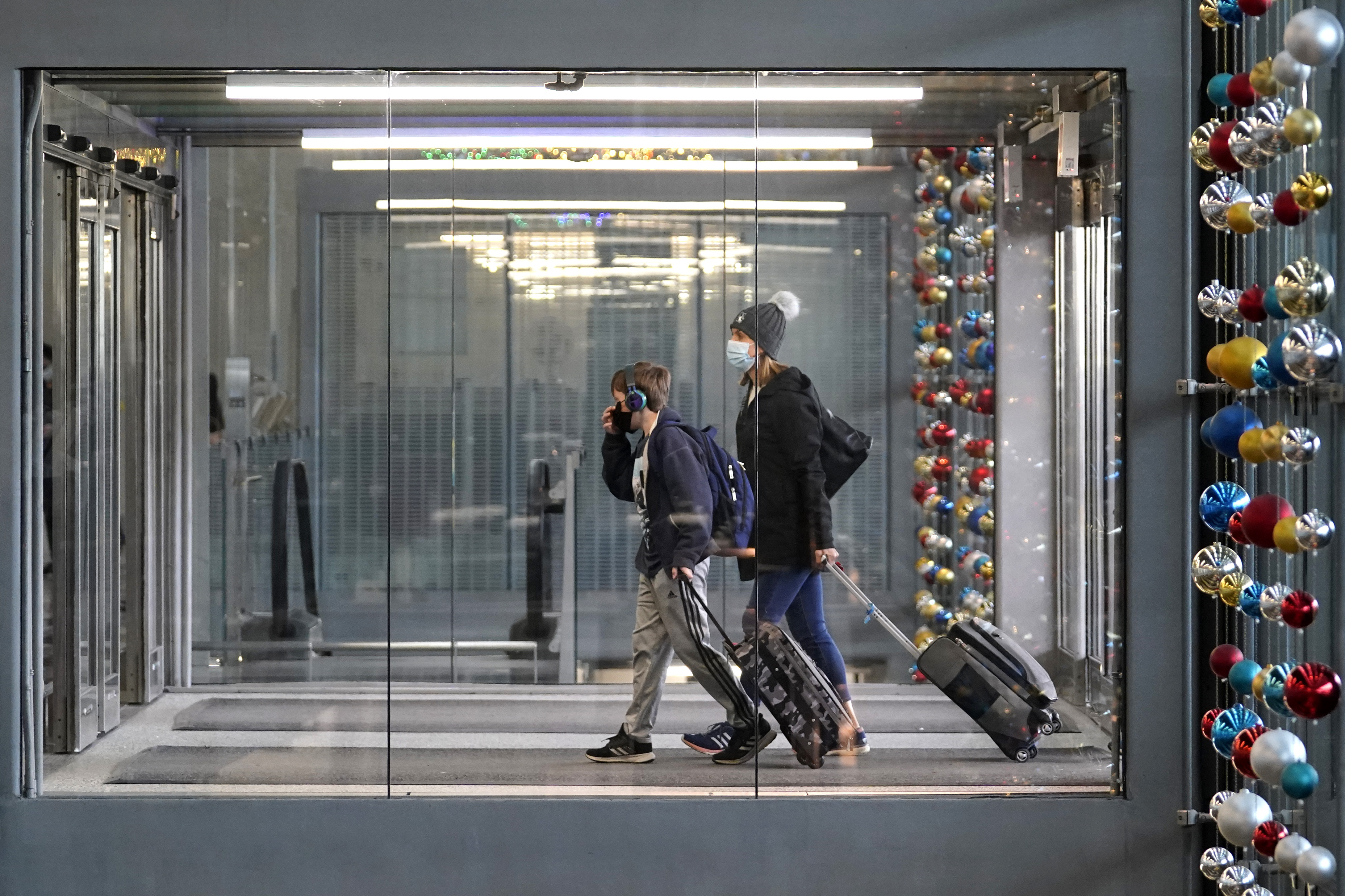 Virus Outbreak Thanksgiving Travel
