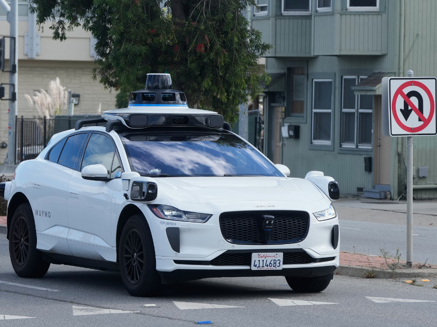 waymo_apphoto.png