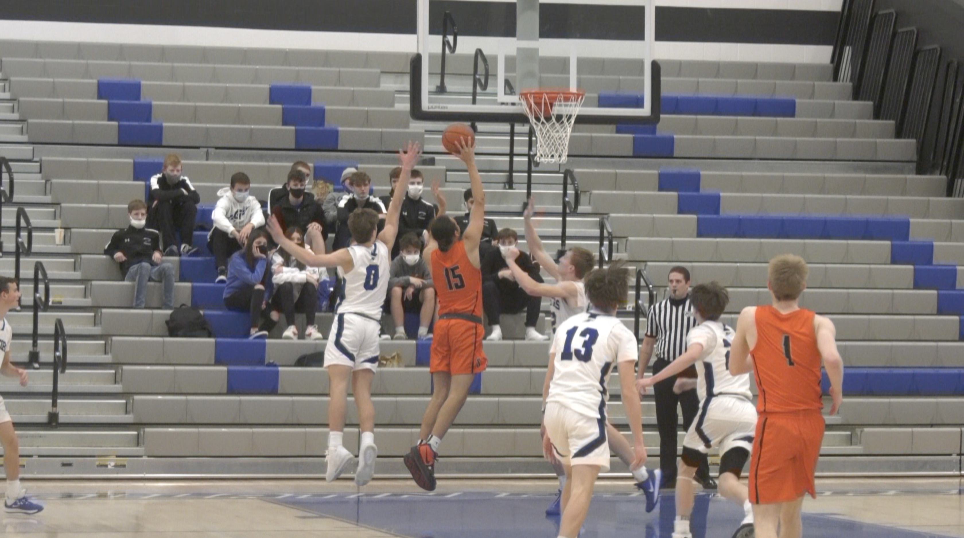 Billings Senior Broncs basketball cruises in victory over Bozeman Gallatin Raptors 