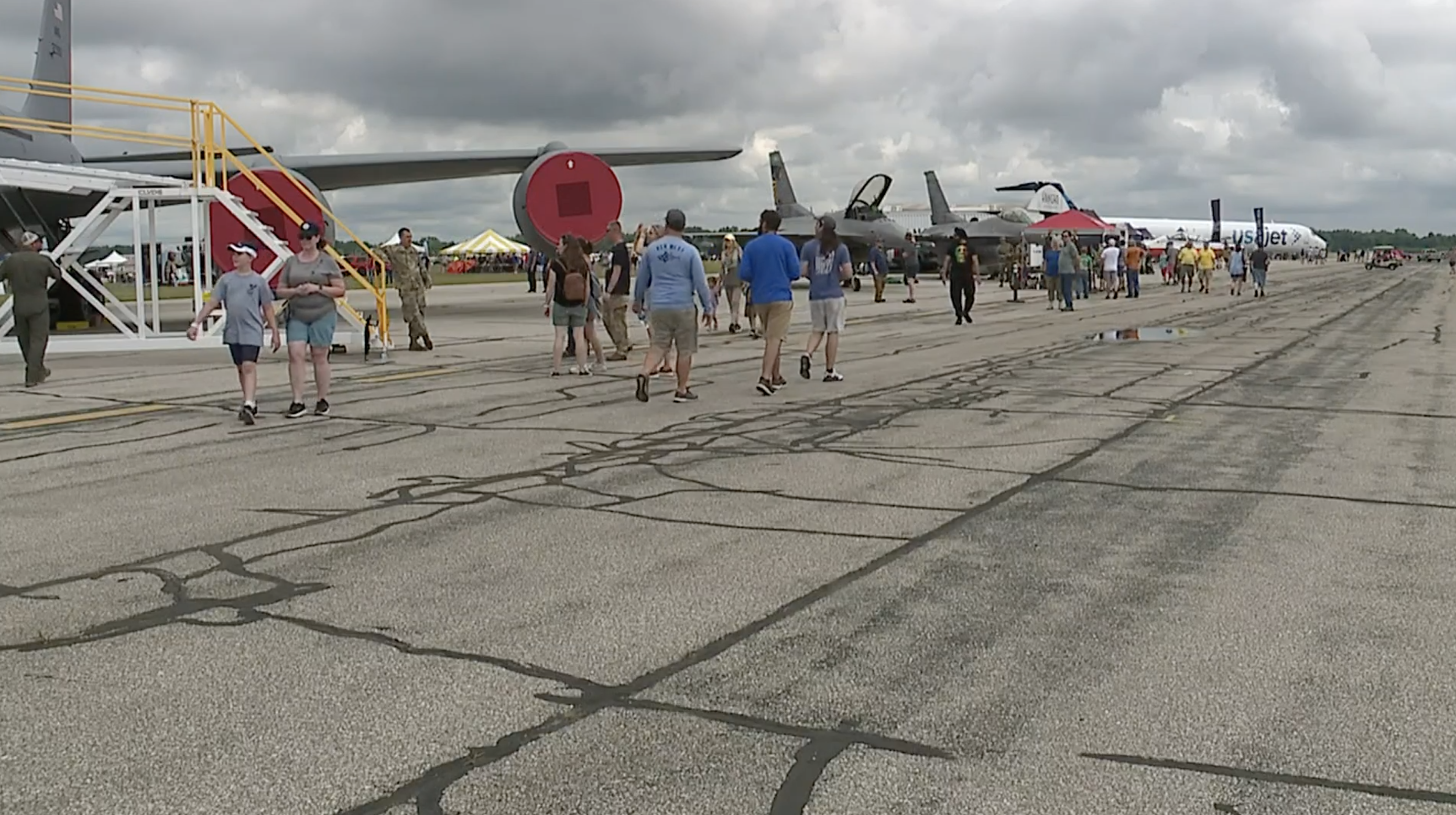 Thunder Over Michigan Air Show