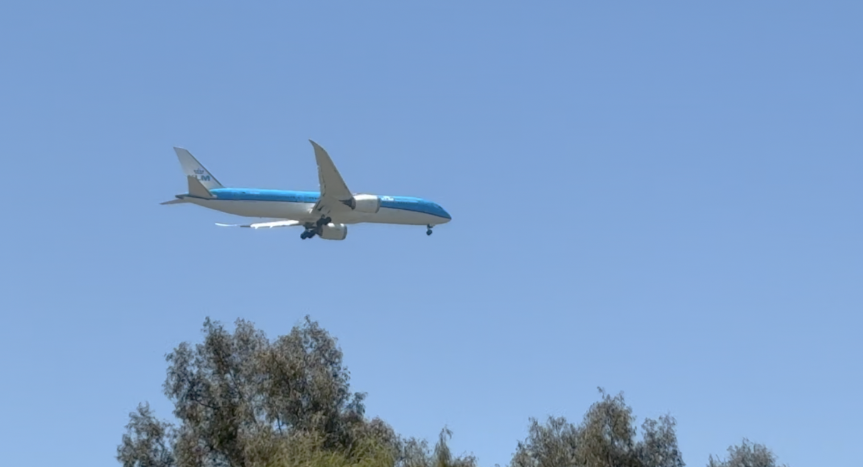 The Boeing 737 arriving in San Diego from Amsterdam on Thursday afternoon. 