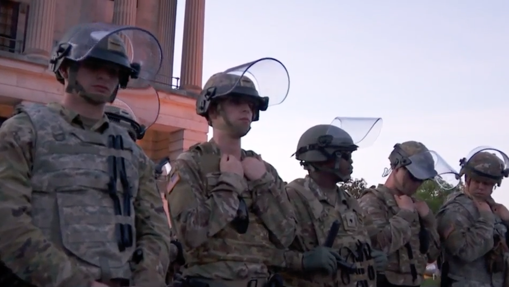 National Guard lays down shields during peaceful protest in Nashville