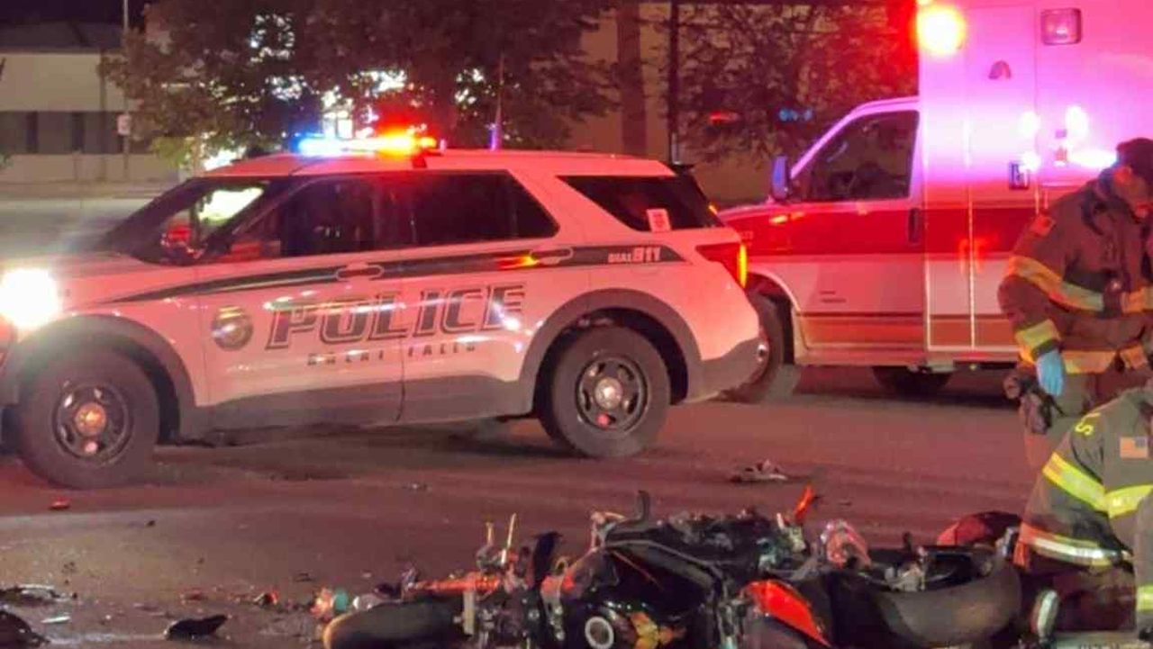 Person dies in crash in Great Falls