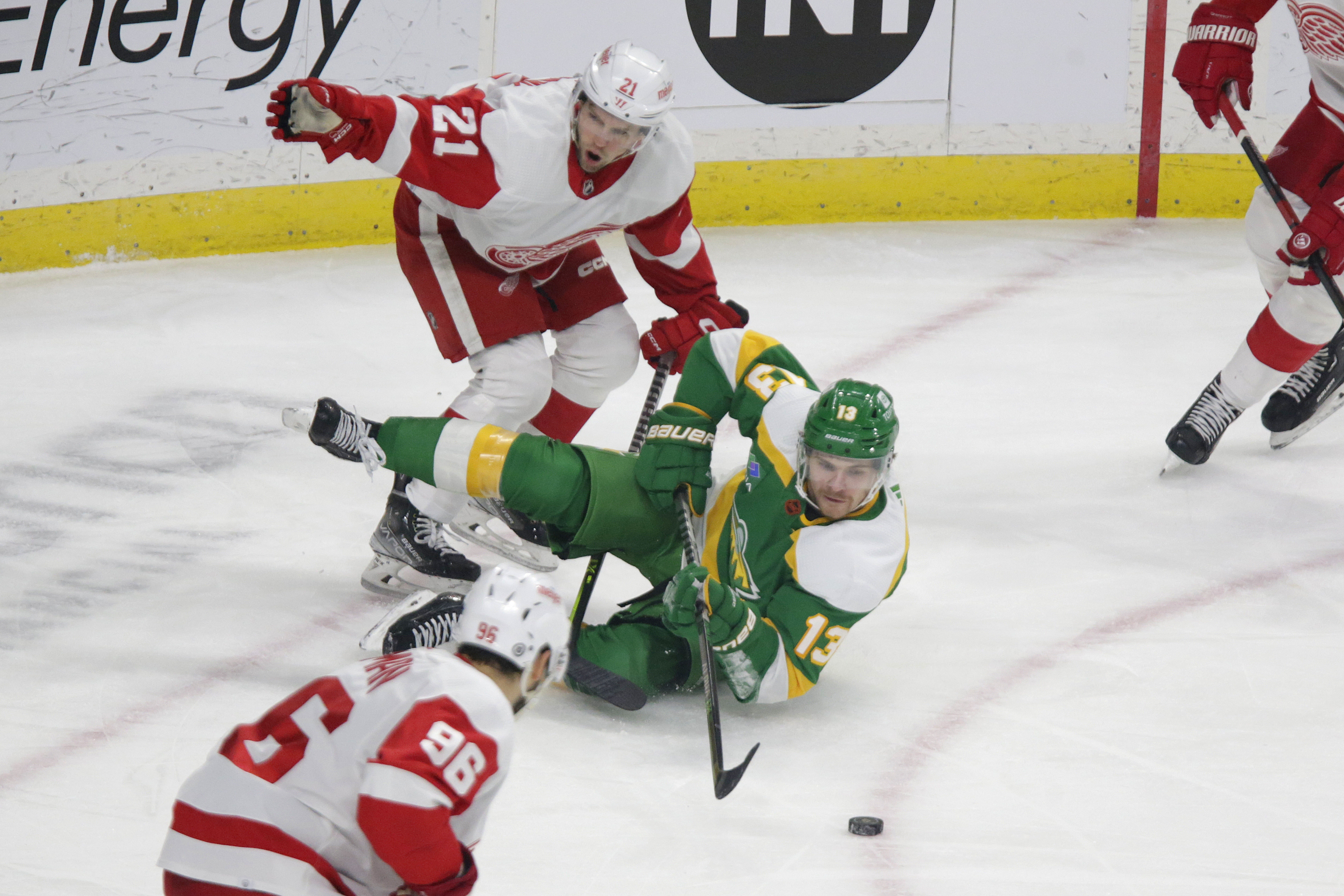 Sam Steel, Austin Czarnik