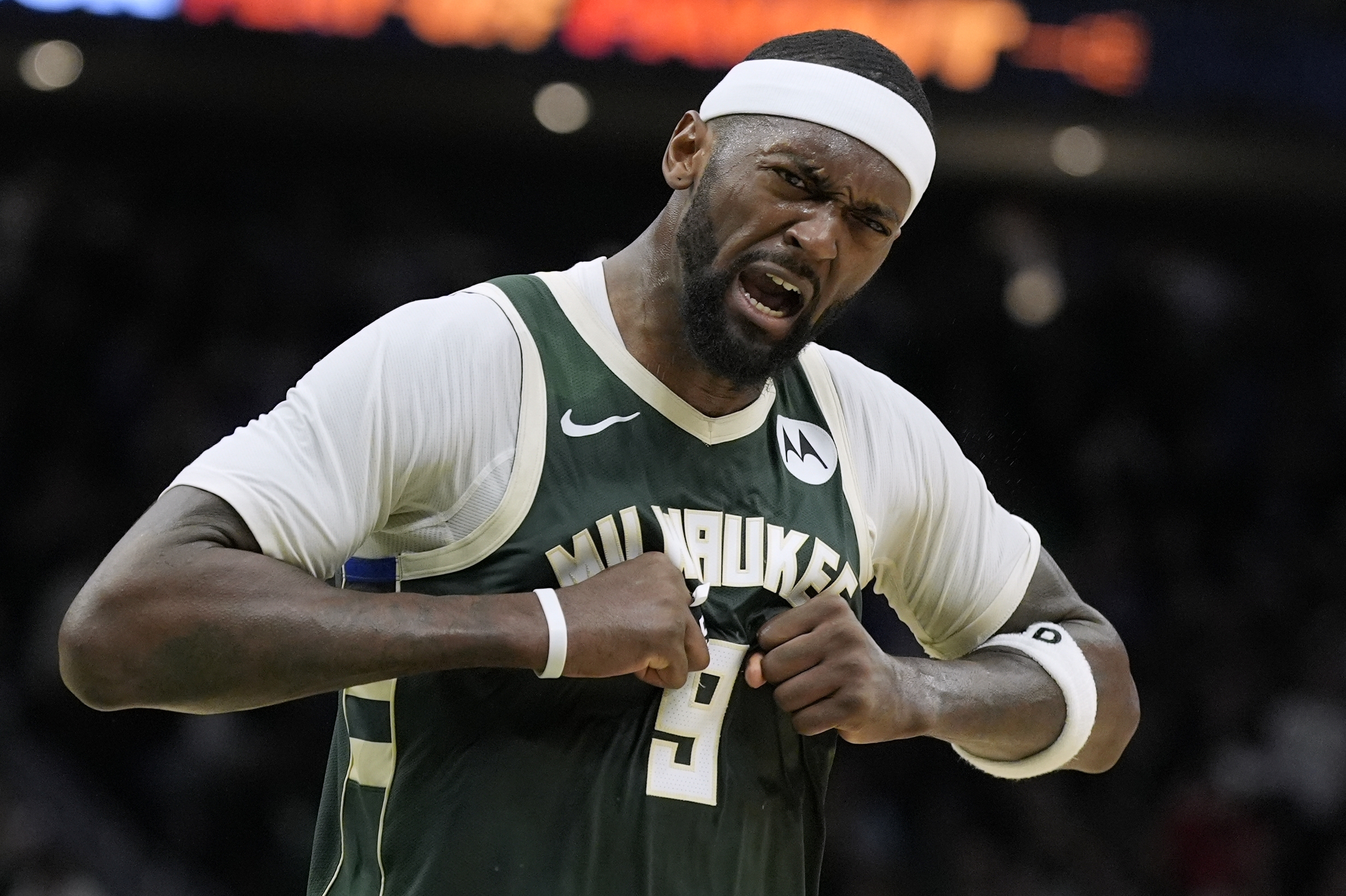 Bucks Portis Returns Basketball