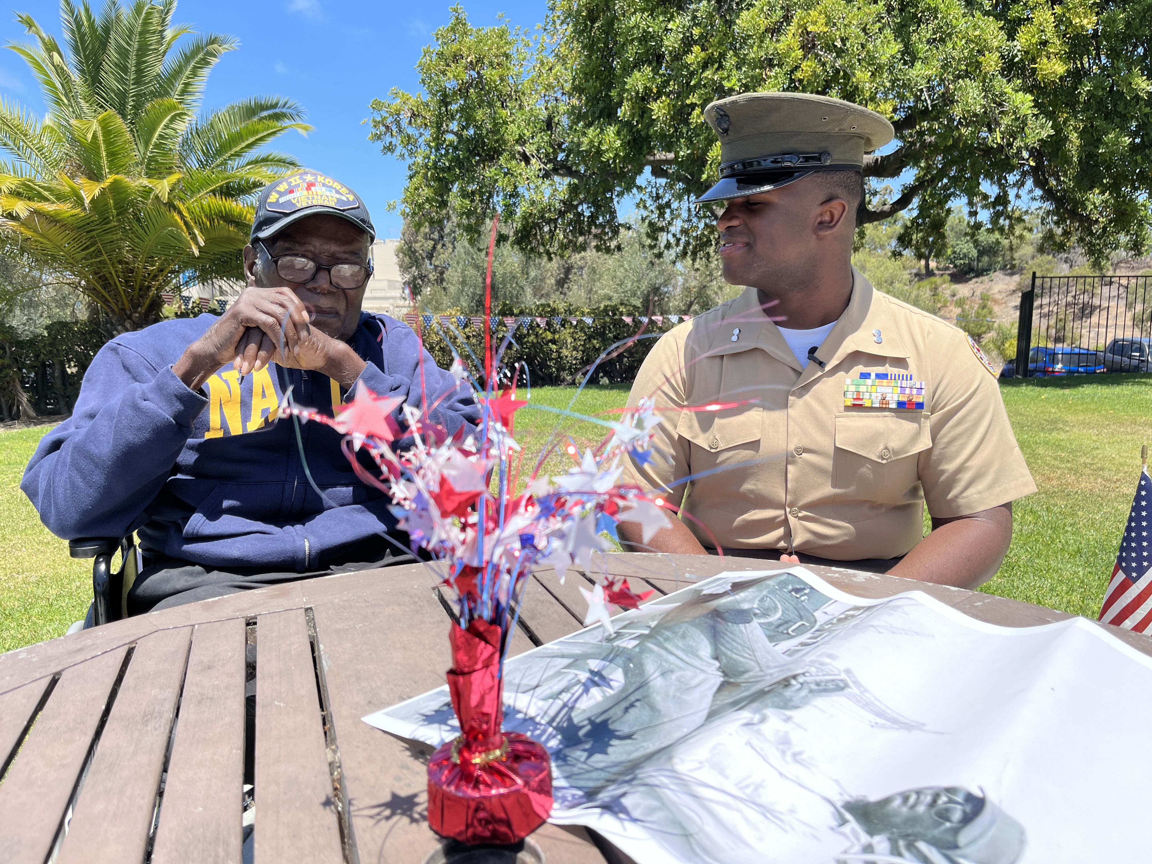 National City students thank World War II veteran.jpg