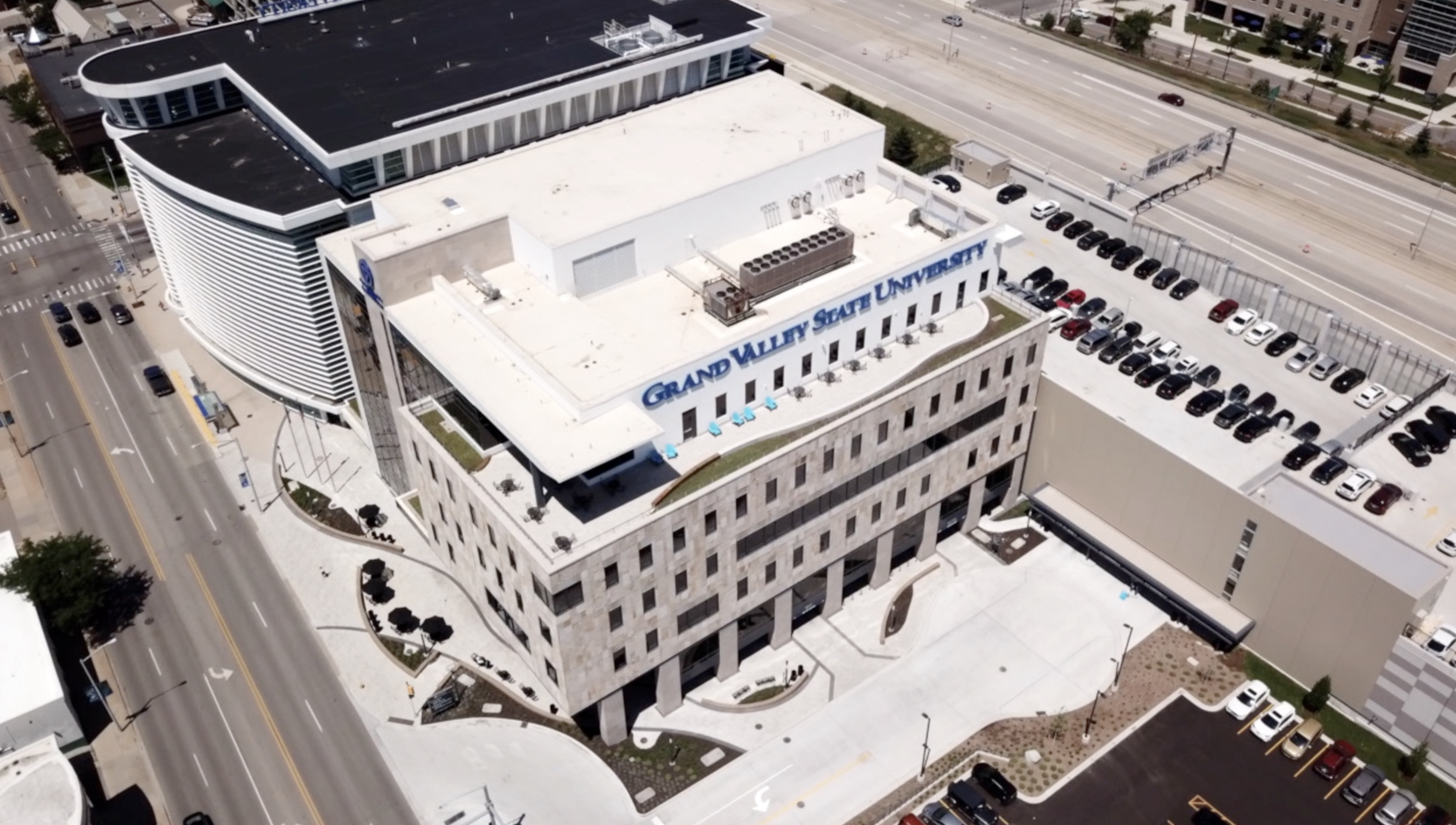 GVSU opens new building on medical mile