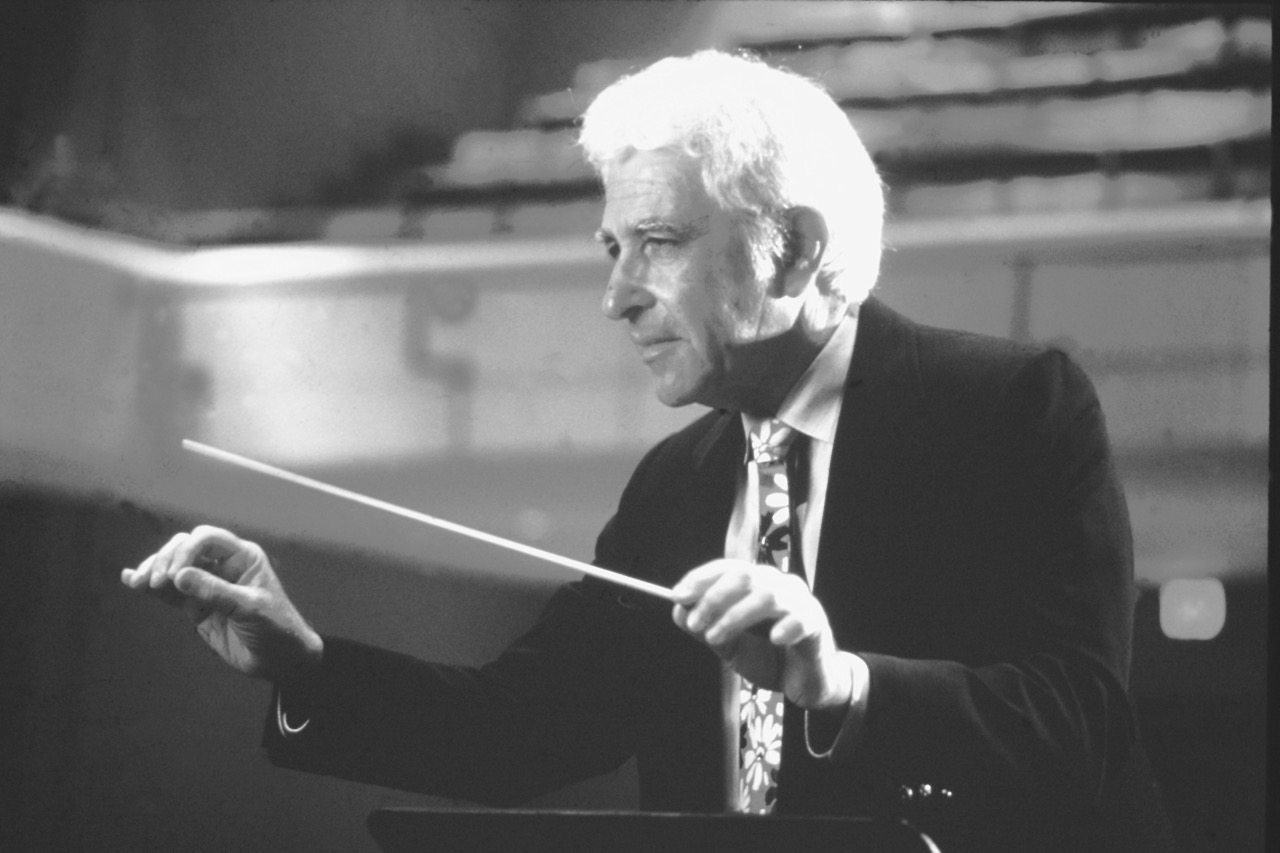 Undated APSU photo of Dr. Fott conducting students.