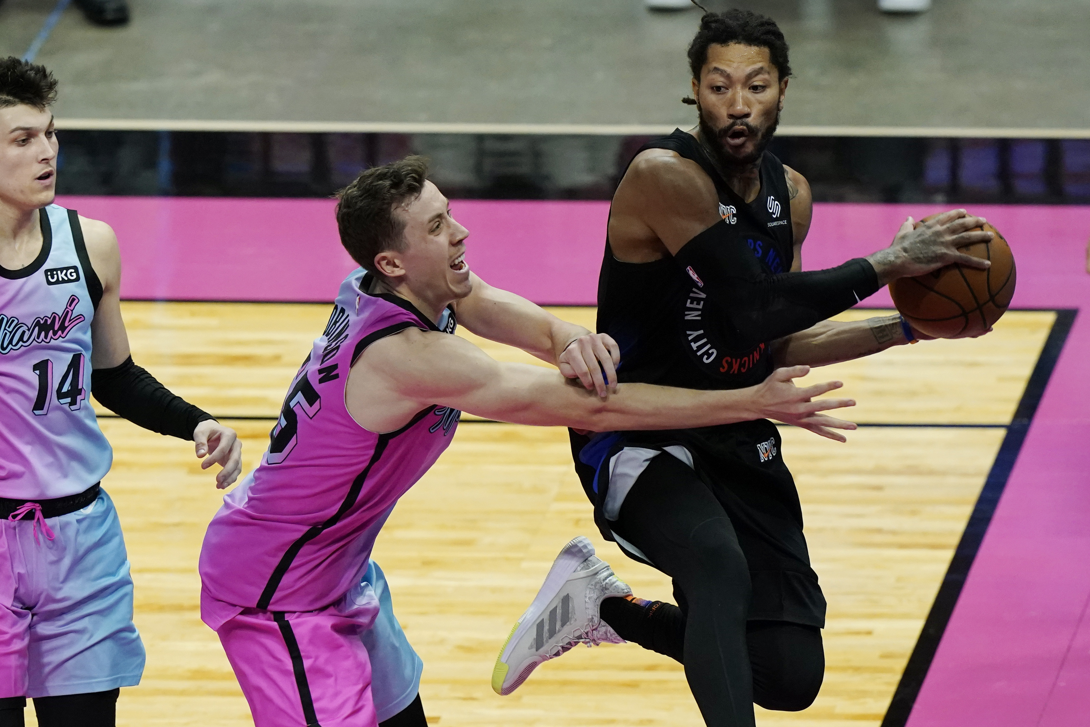 Derrick Rose Knicks Heat Basketball