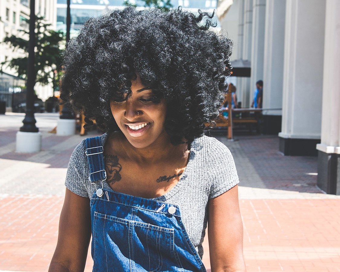1125px-Natural_hair.jpg