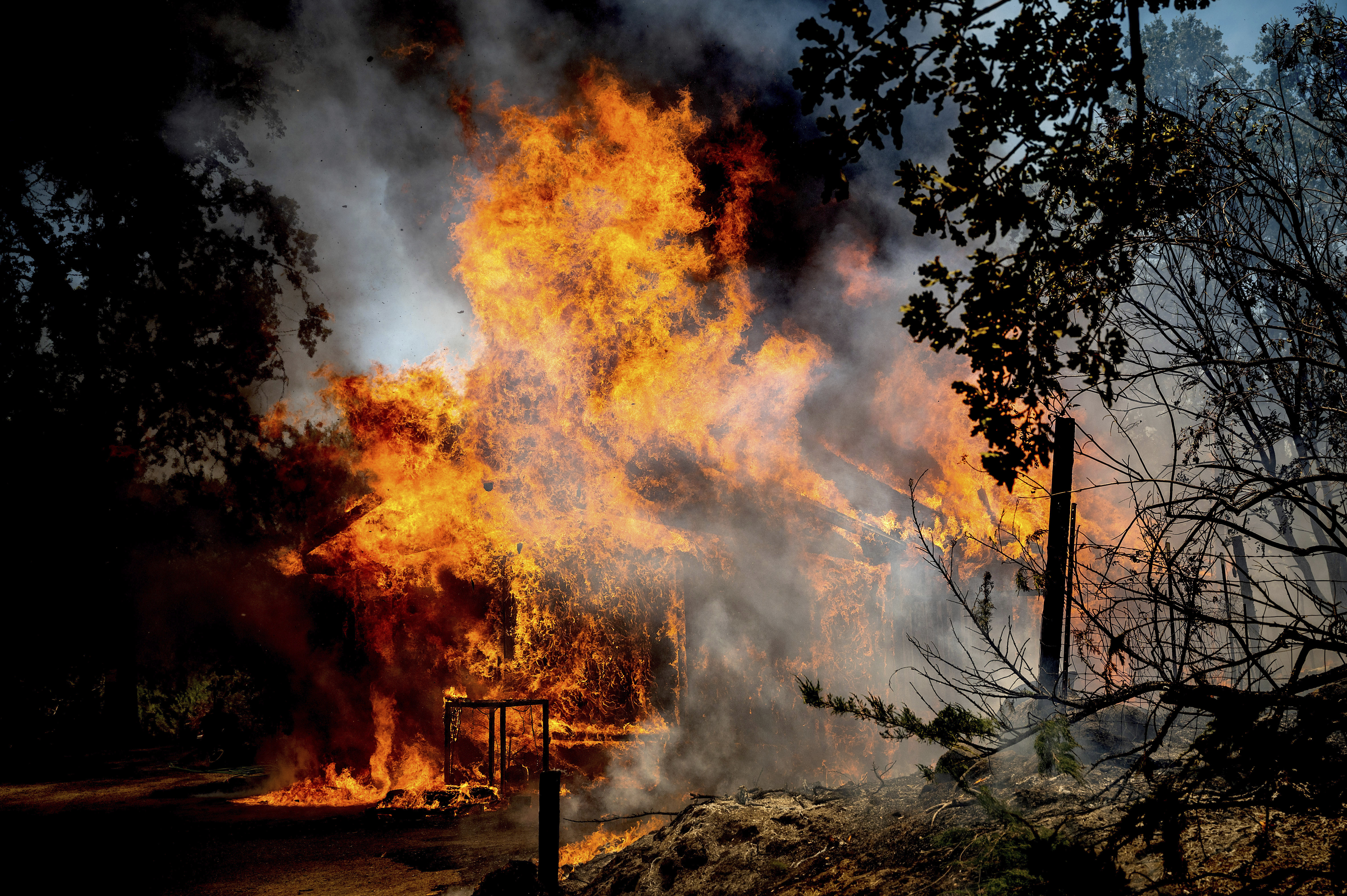 APTOPIX California Wildfires