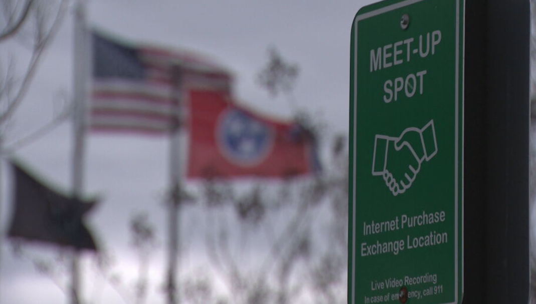 Murfreesboro police are reminding online sellers to use the safe exchange zone at their station