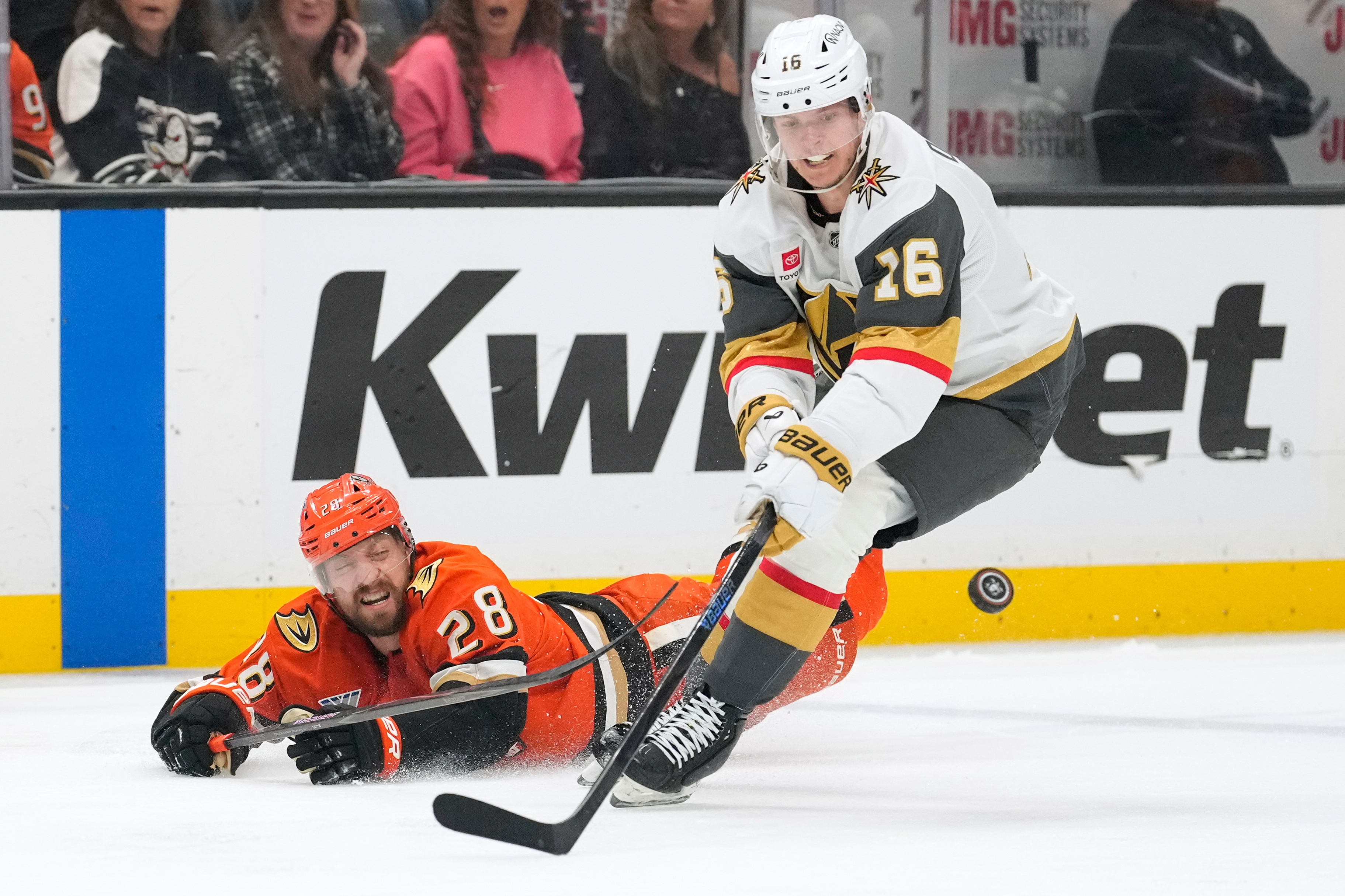 Golden Knights Ducks Hockey