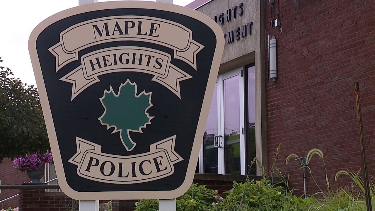maple heights police 1.jpg