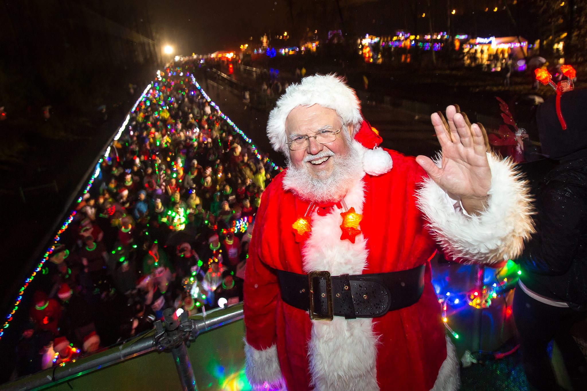 CARMAX TACKY LIGHT RUN SANTA.jpg