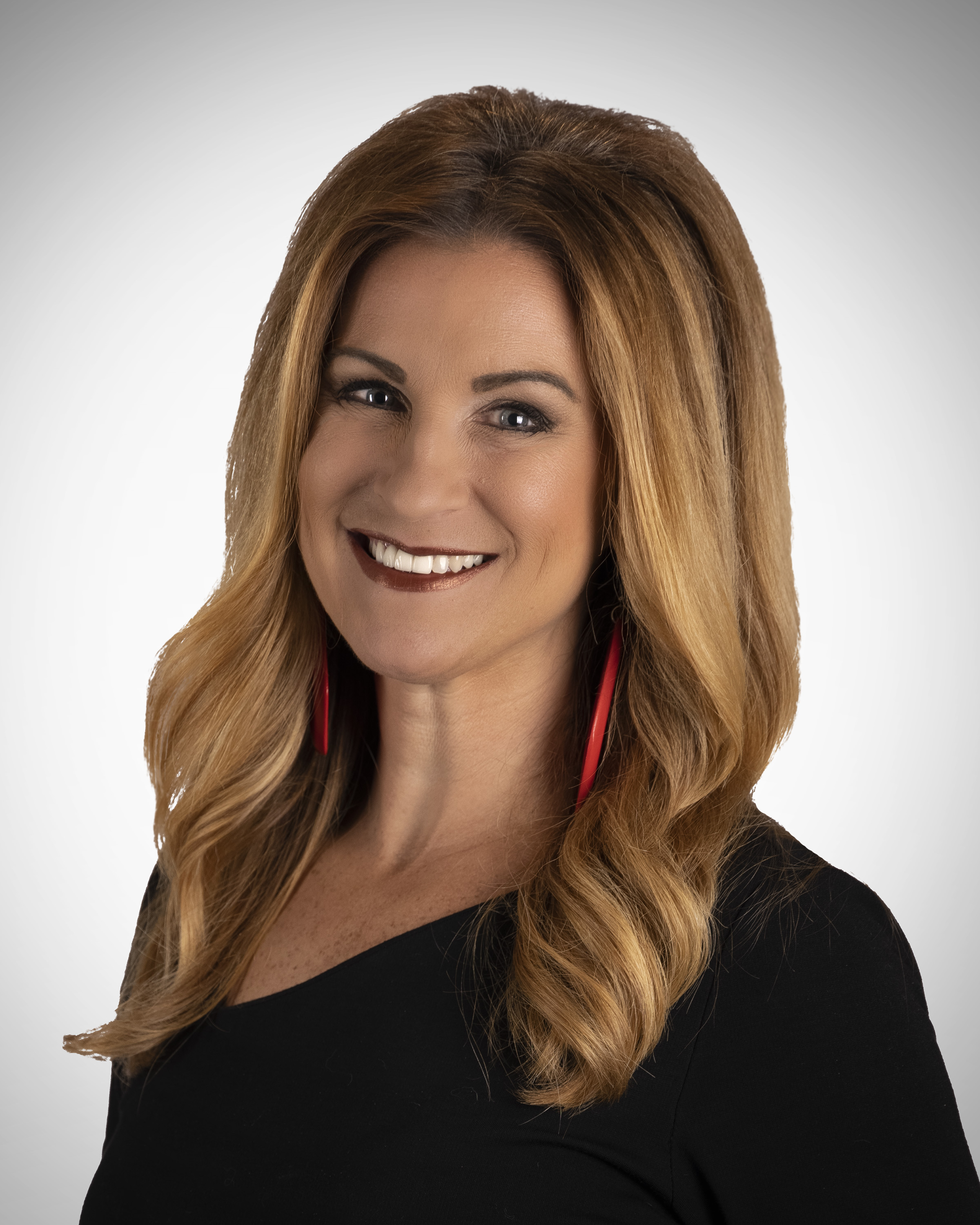 Leigh Ann Towne 8x10.jpg