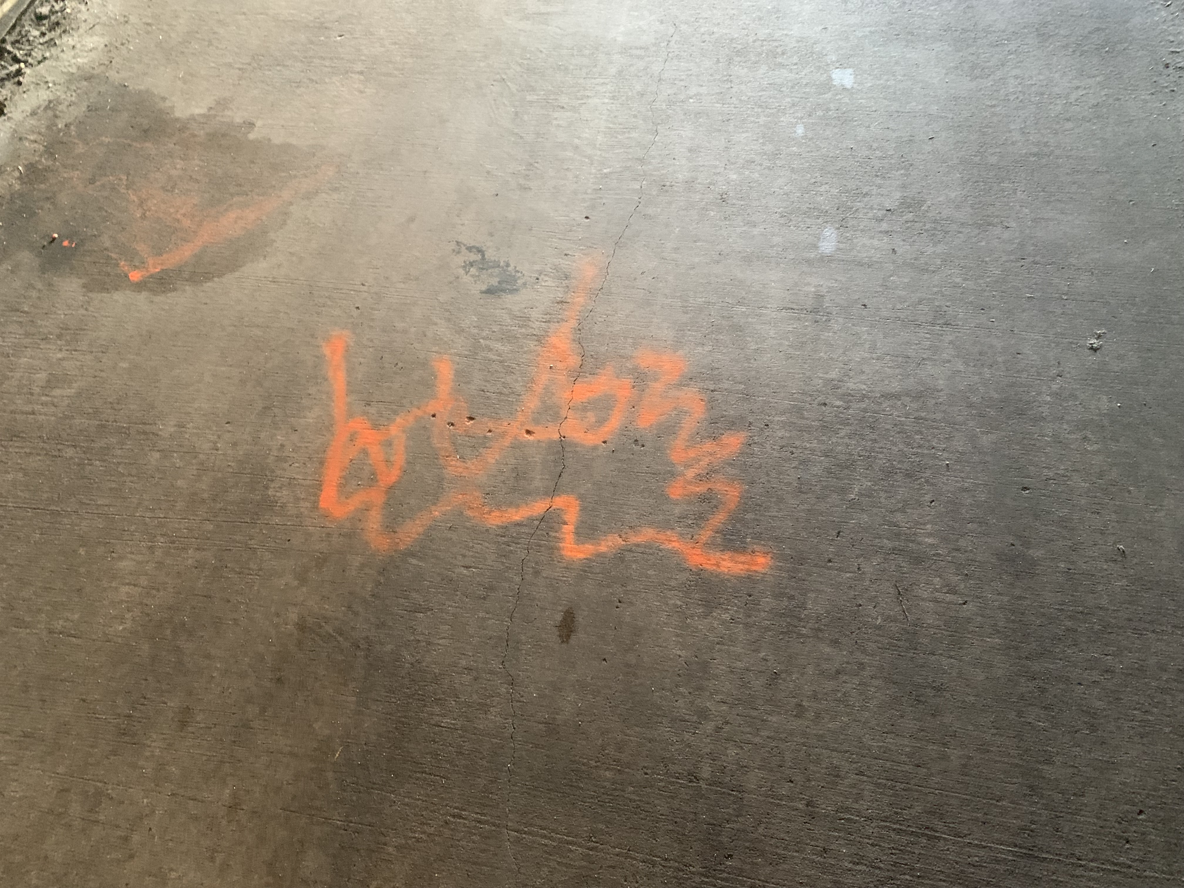 Graffiti at golf course.jpeg