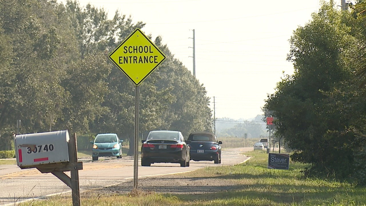 Pasco County parents concerned over lack of sidewalks for students