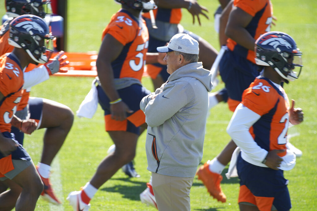 broncos training camp fangio