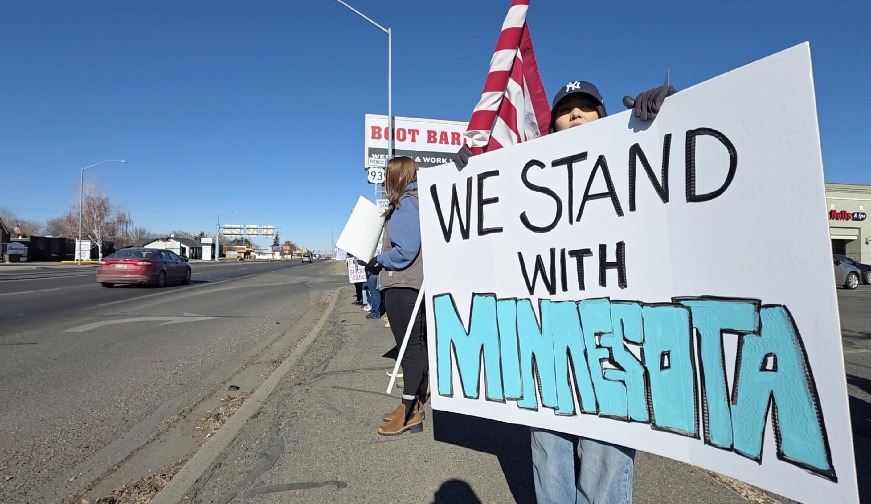 Twin Falls residents gather in solidarity with Minneapolis communities