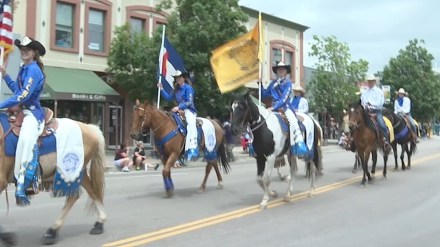 rodeo parade 2023.jpeg