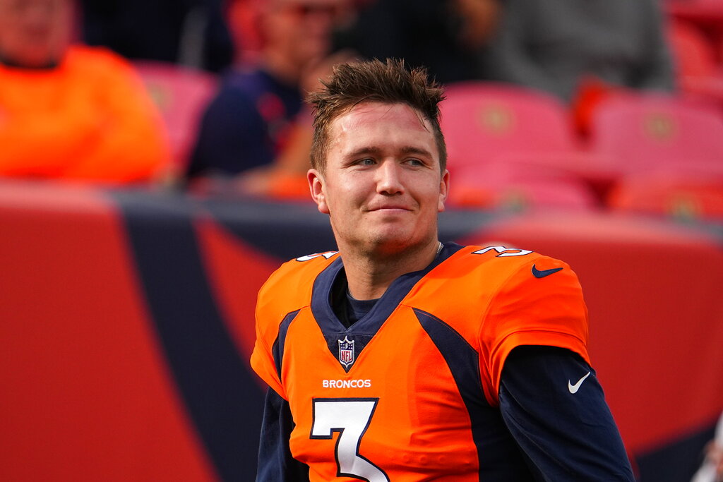 Chargers Broncos Football