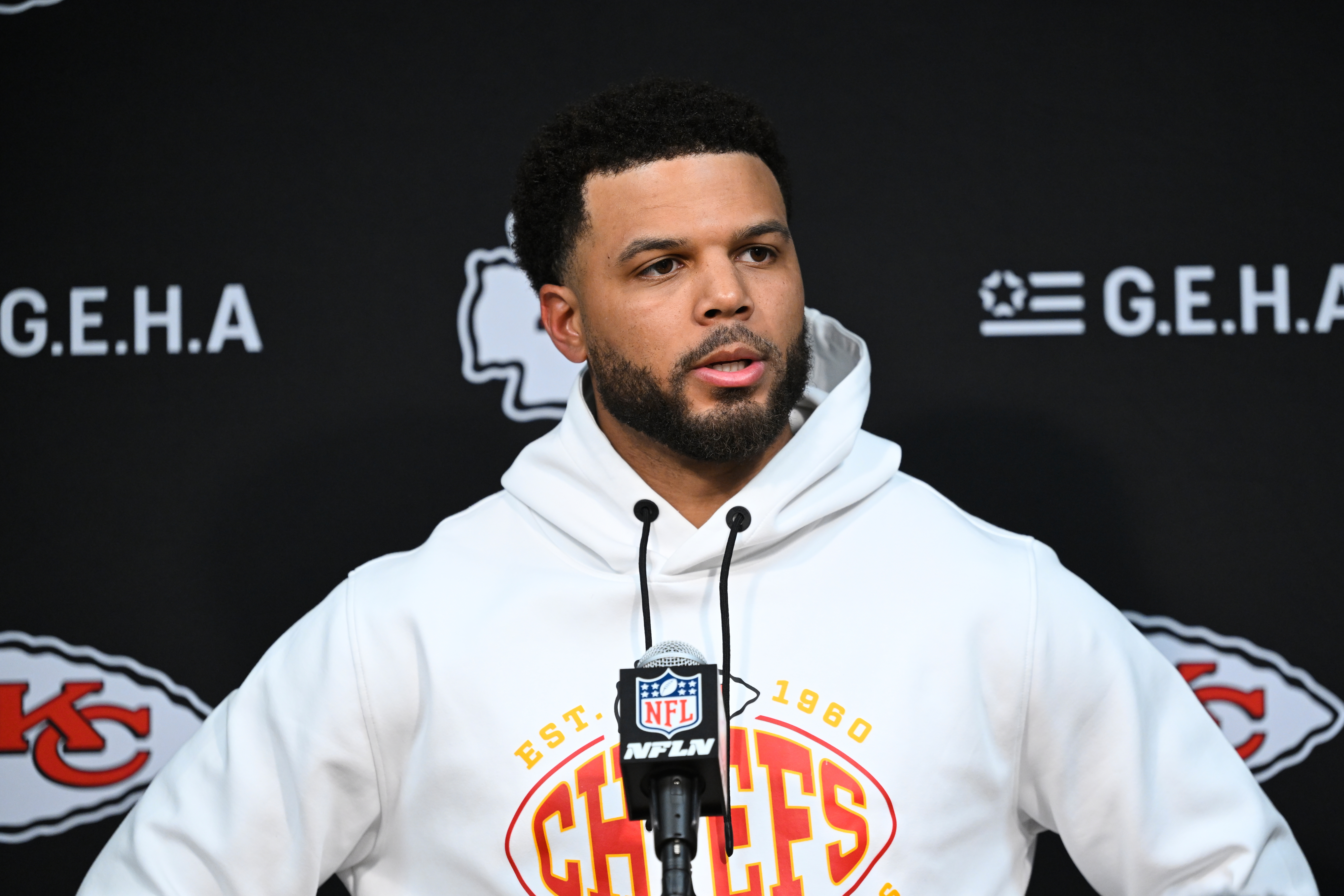 Chiefs Titans Football