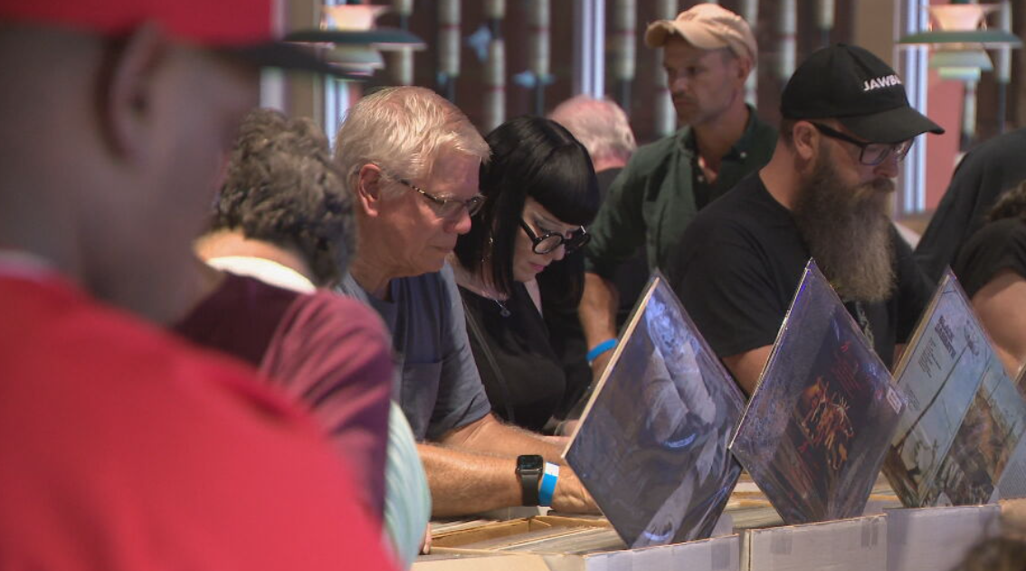 Record fair radio station fundraiser shows vinyl's growing appeal among music lovers of all ages