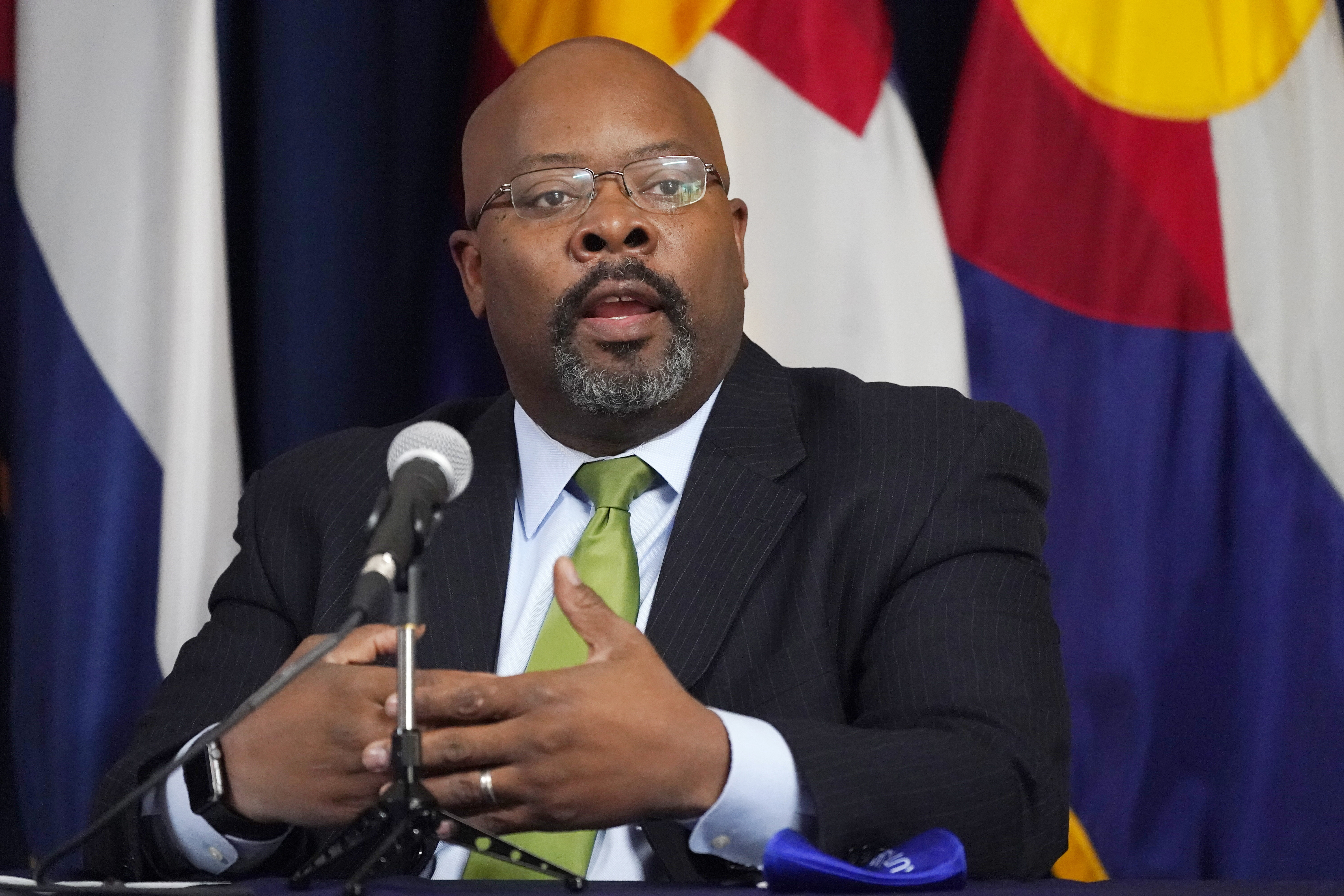 aurora public schools superintendent rico munn