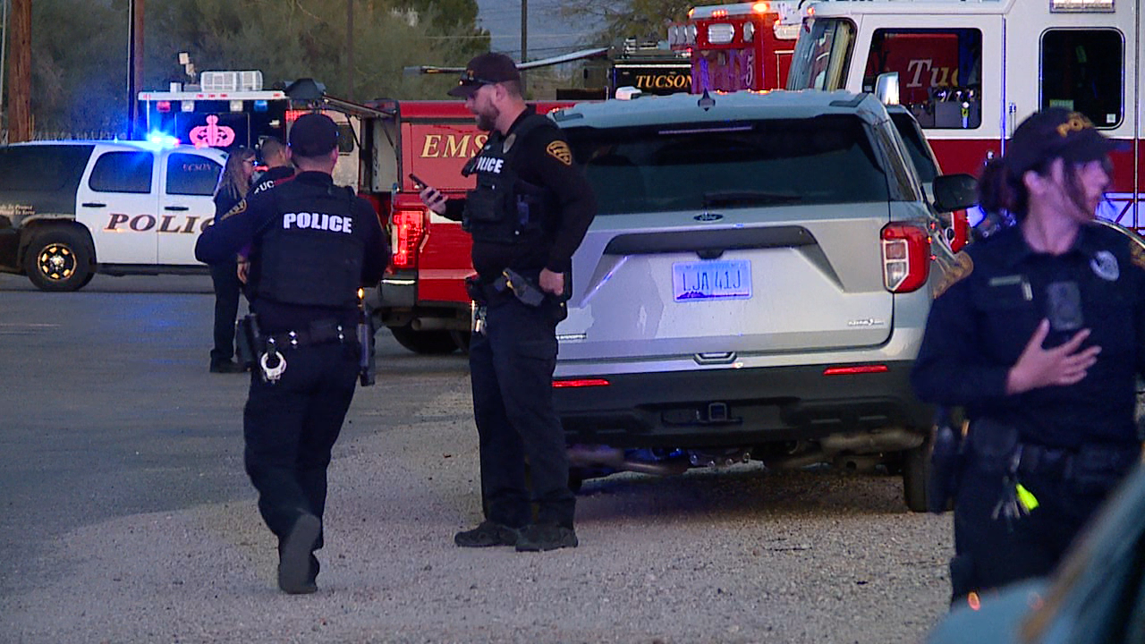 SWAT, TPD investigating hostage situation on Tucson's Northside