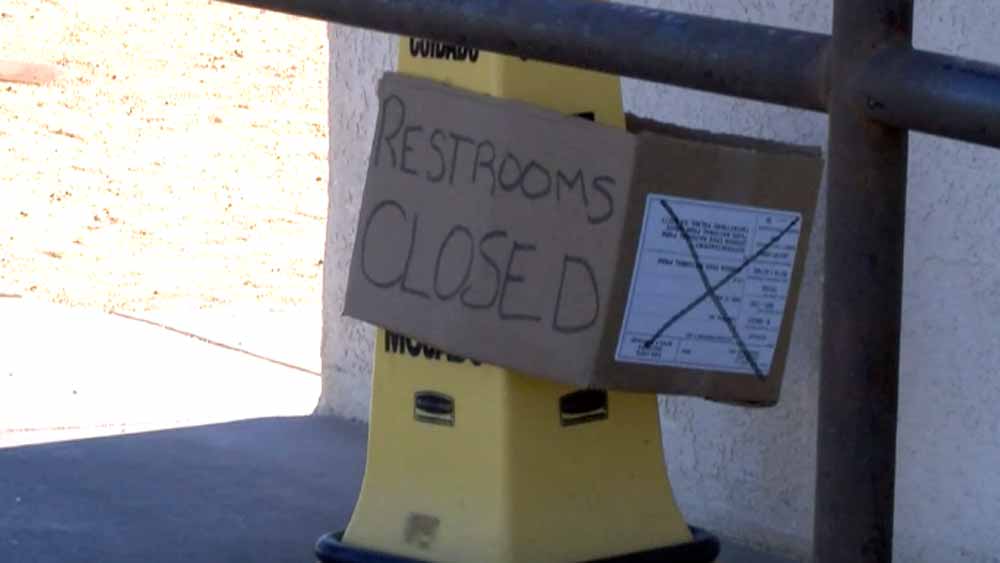 wptv-natinonal-park-restrooms-closed-govt-shutdown.jpg