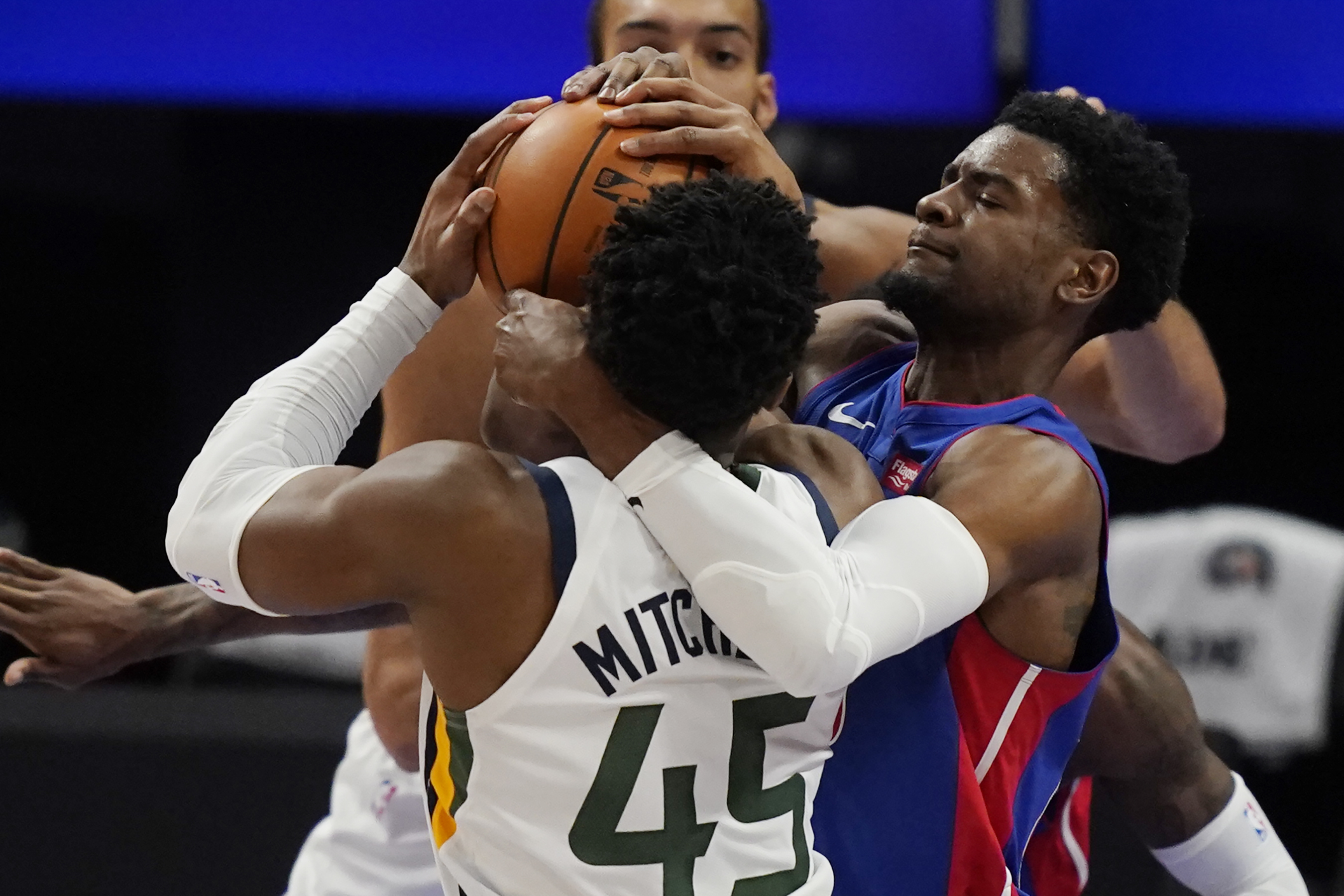 Donovan Mitchell, Josh Jackson