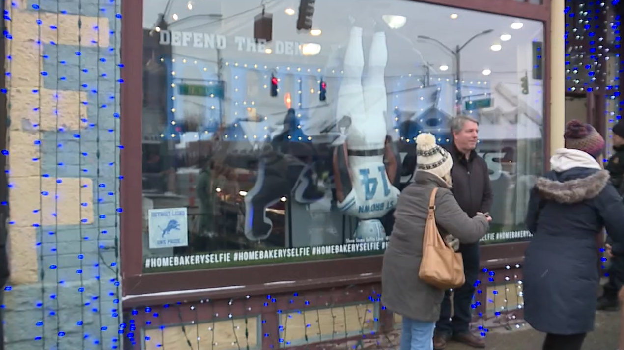 AMON-RA ST. BROWN CAKE ROCHESTER