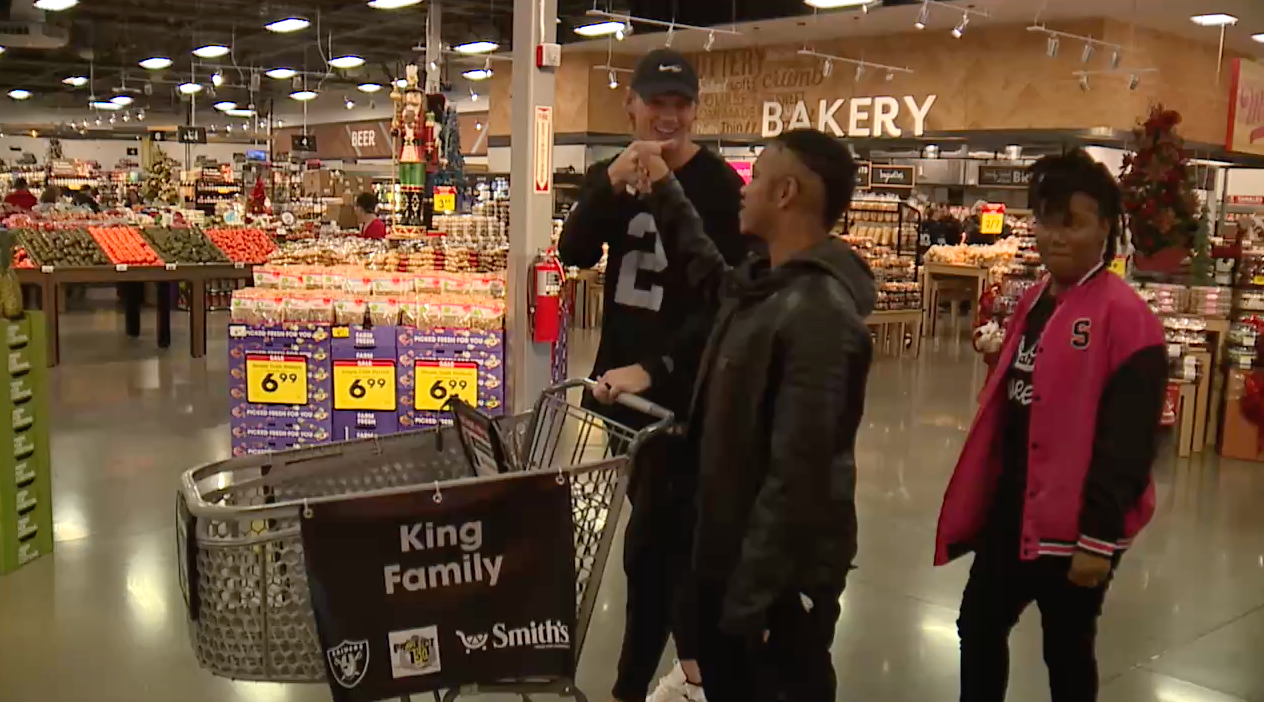 Las Vegas Raiders shopping spree -1.png