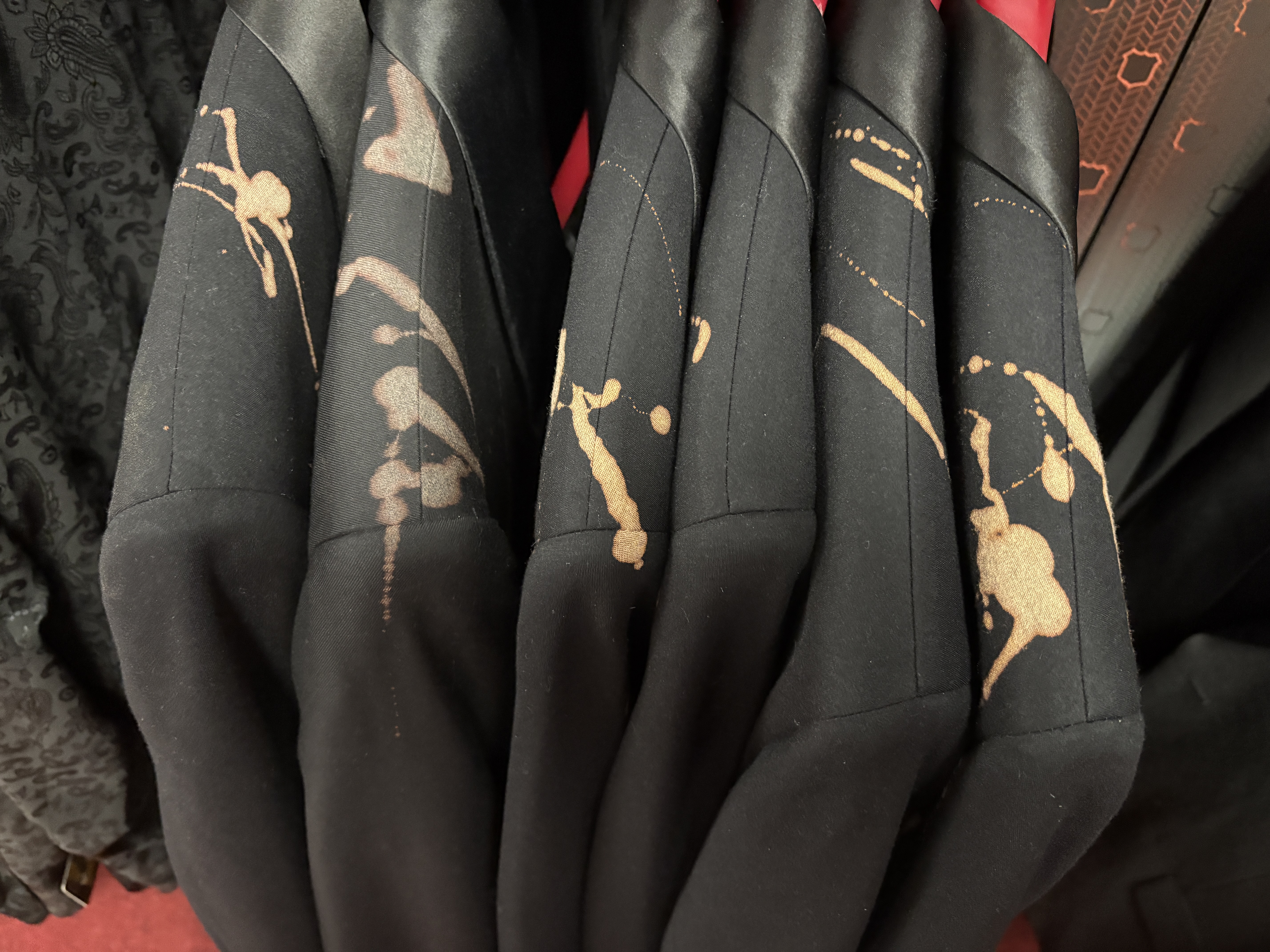  The Suit Network in Petersburg