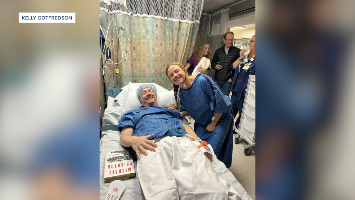 An oncology nurse donated part of her liver to save her father from cancer. After years of treatments, a successful transplant left him cancer-free. 