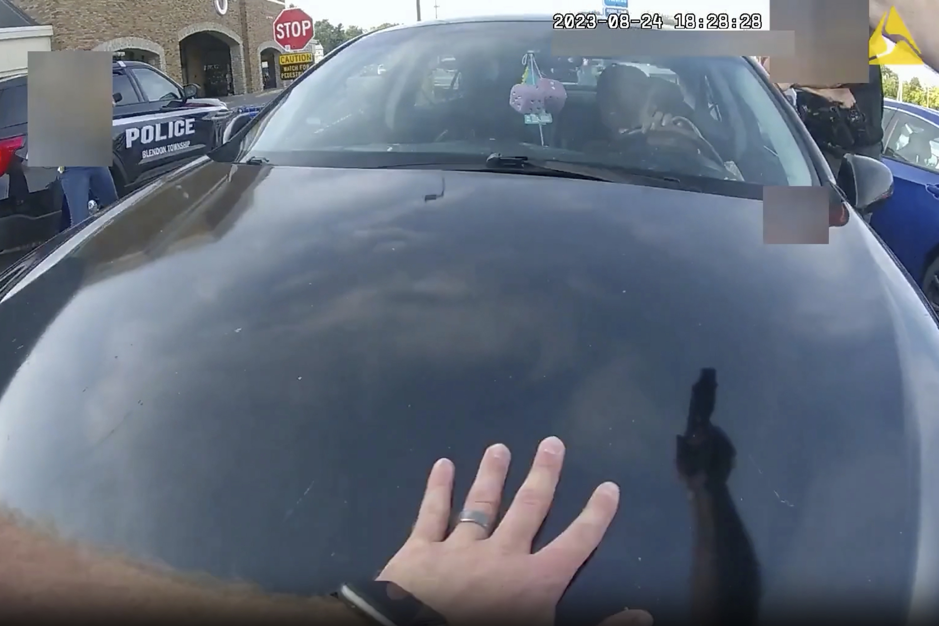 Ohio Police Shooting Pregnant Woman Killed 