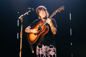 billy_strings.jpg