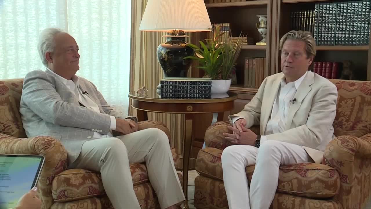 Mark Badgley James Mischka.jpg