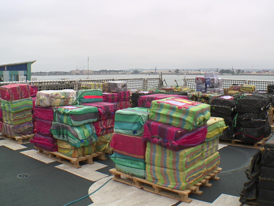 coast_guard_drugs_offload_052824.jpg