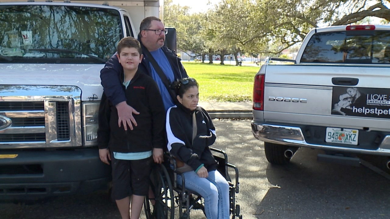 family living in uhaul.png