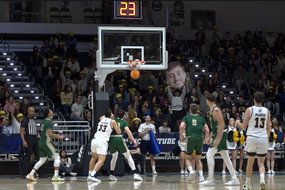 ucsd basketball.png