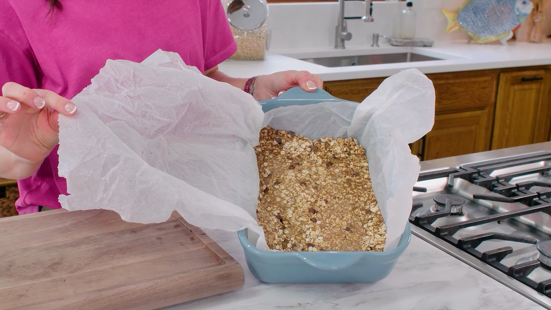 These granola bars are whole grain and contain fiber, protein for fuel to keep you full all morning. They have no added sugar. 