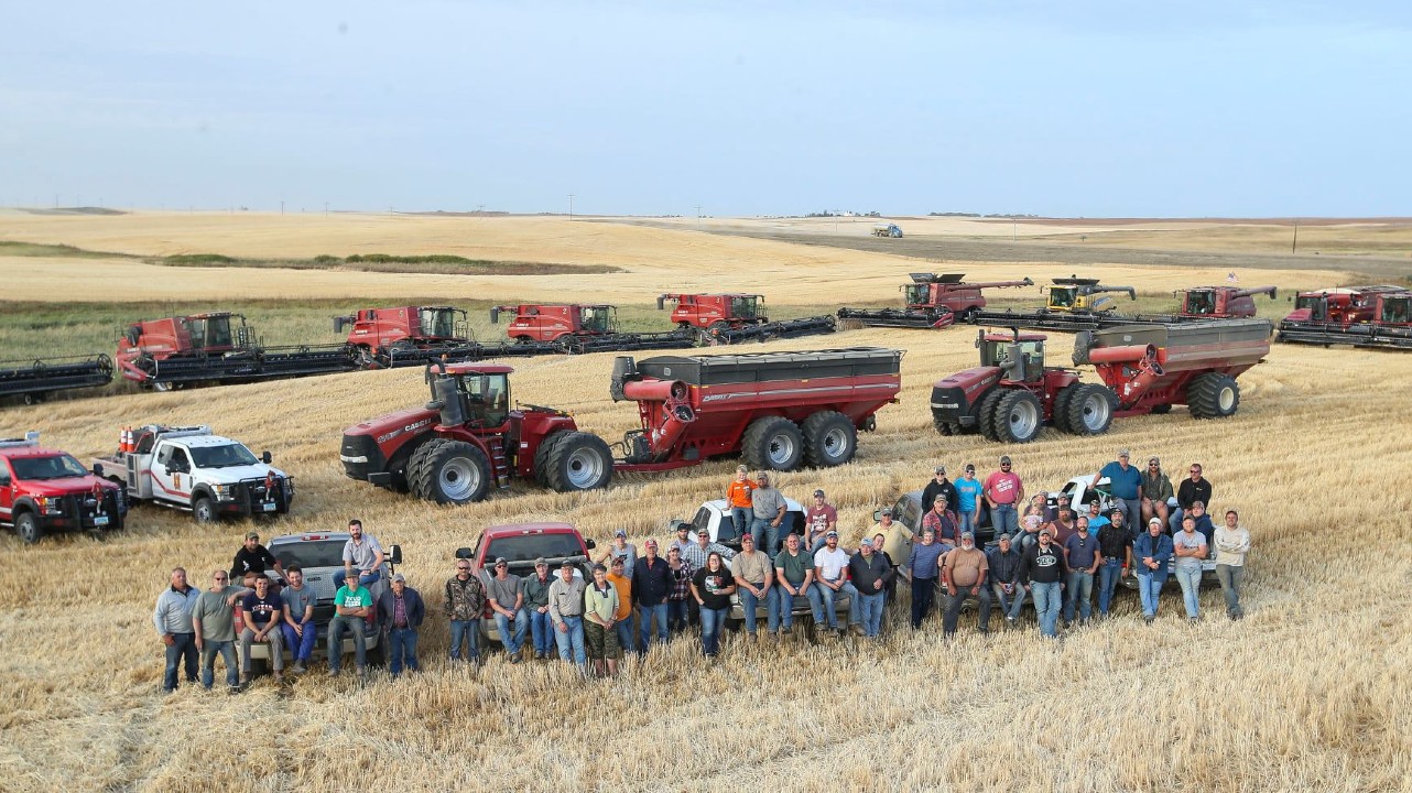 60 neighbors help harvest crop for North Dakota farmer who suffered heart attack