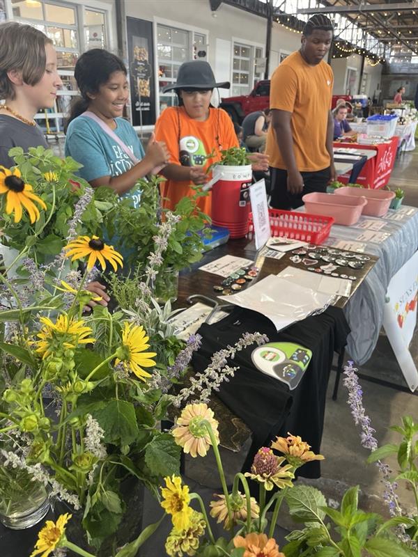 Students grow passion for agriculture through Lexington summer program