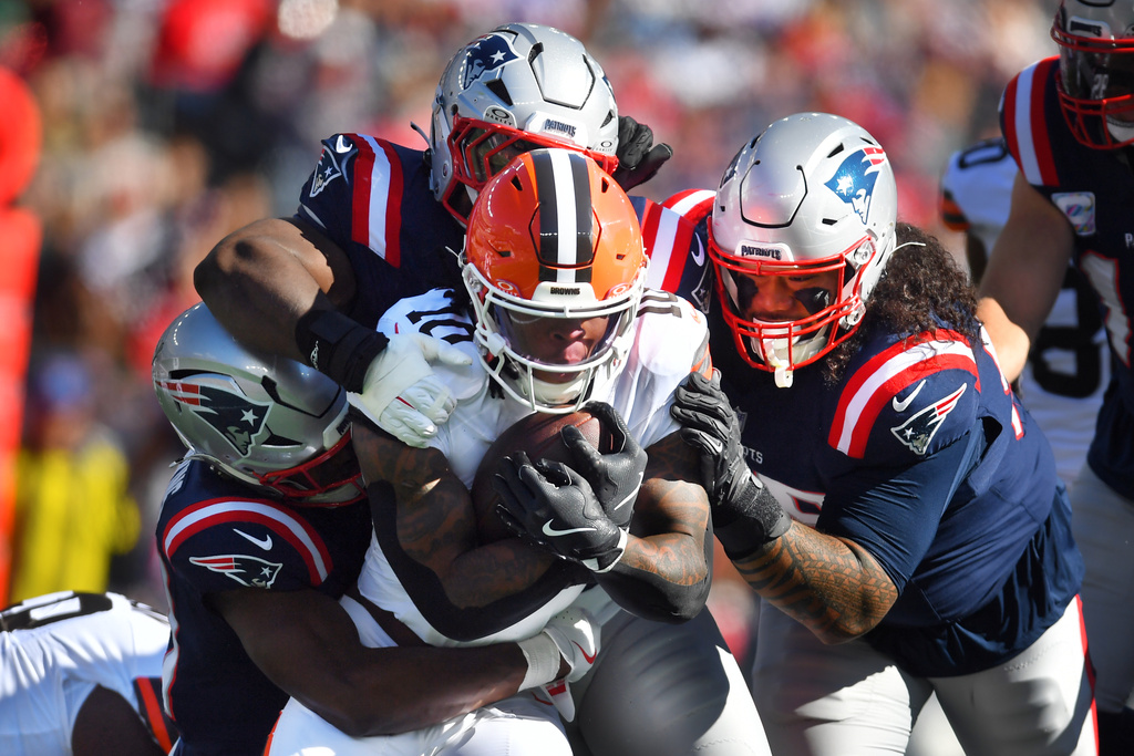Browns Patriots Football