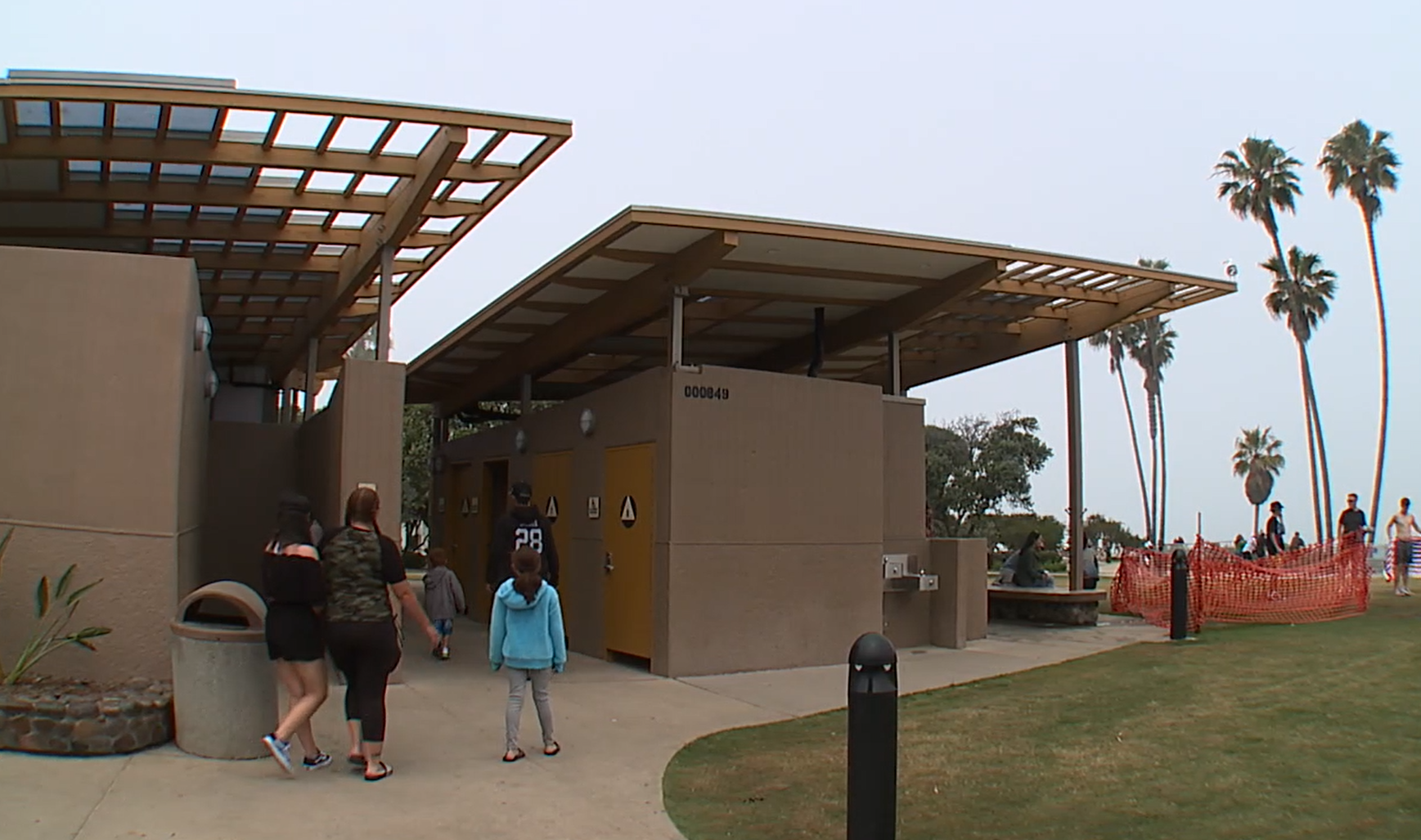 Scripps Park Bathroom.png